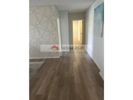 3 room luxury Apartment for rent in Amadora, Lisbon - Photo 4