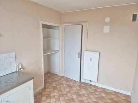 A LOUER Appartement 50000 Saint-Lô PROCHE COMMERCES 1 chambre 50.20 m² - Photo 5
