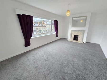 Falsgrave Road, Scarborough, YO12 - Photo 3