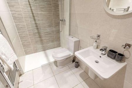 Romer Road, L6 - Photo 2