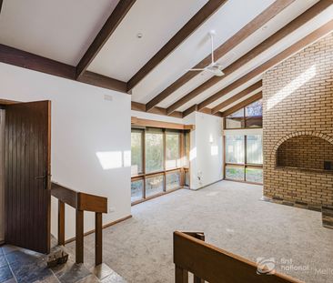 Character-Filled Family Home on a Double Block - Photo 3