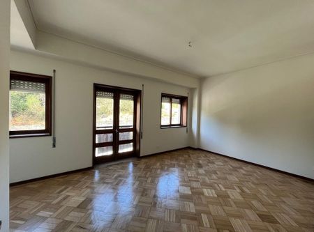 Rua de Bolama, Porto, Braga 4200-039 - Photo 3