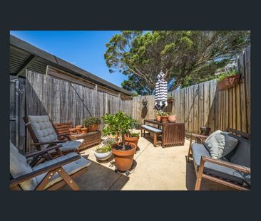 Belmont 1 Bedroom - semi furnished. - Photo 5