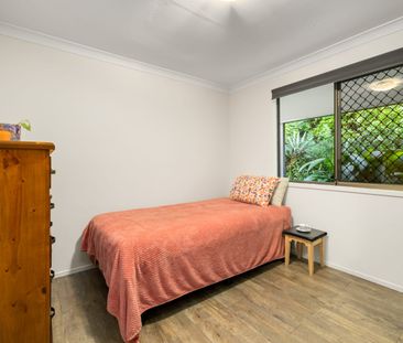 Relaxed Lifestyle in Convenient Location - Photo 5