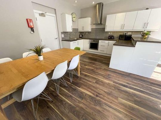 Duke Street, L1 - Photo 1