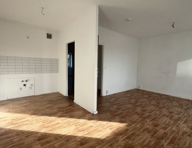 3 Zimmer + Balkon in zentraler Lage - Photo 1