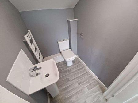 Lower Cargwyn Meadows, Penwithick, St Austell, PL26 - Photo 2