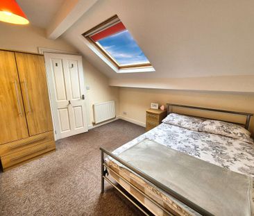 1 bedroom in a house share to rent - Photo 4