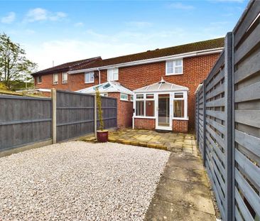 2 bedroom terraced house to rent - Photo 5