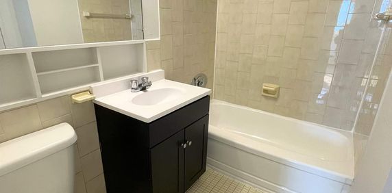 2 CH - 1 SDB - Montréal - $1,595 /mo - Photo 2