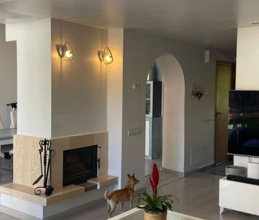 4 bedroom luxury Townhouse for rent in Nueva Andalucia, Spain - Photo 1