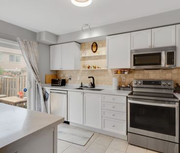 For Lease - 2420 Baintree Crescent, Oakville, Ontario - Photo 6