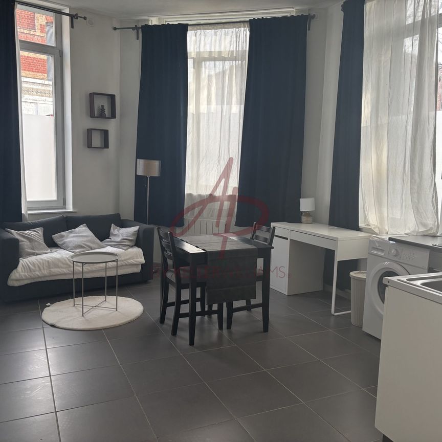 Appartement à louer, 2 pièces - Roubaix 59100 - Photo 1