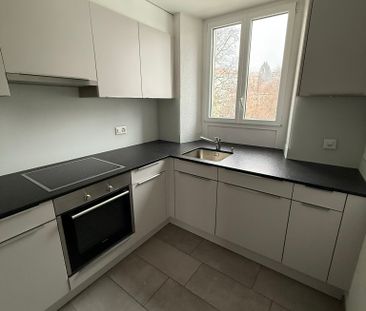 À louer : Appartement 3 pièces au 1er étage – Rue des Fleurs 24, La... - Photo 2