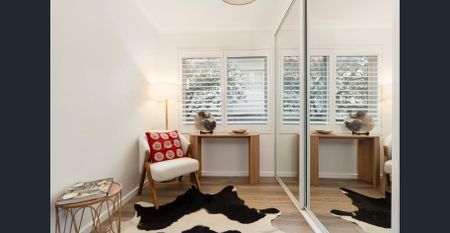 Superbly located apartment with quality finishes - Photo 4