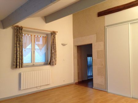 Location Appartement 2 pièces 43m² POITIERS 86000 - Photo 3