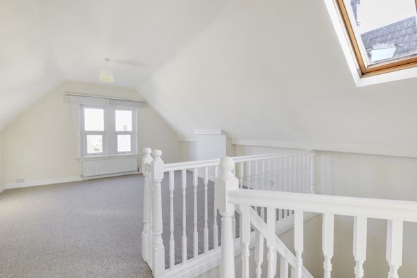 Holly Park Road, London, N11 - Photo 1