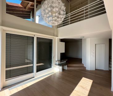 Modernes Einfamilienhaus mit grossem Garten und Balkon! - Photo 1