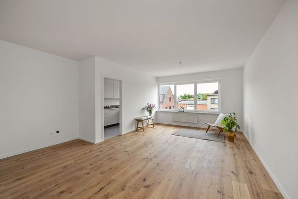 Appartement te huur - Photo 1