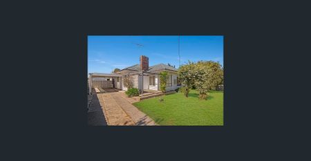 Spacious Light-Filled Family Home in a Prime Location - Photo 2