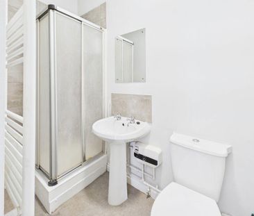 Studio to rent - Photo 6