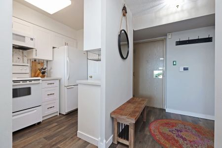 For Lease - 3231 Eglinton Avenue Unit# 503B, Toronto, Ontario - Photo 2