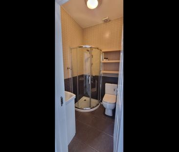 2 Bed Flat, Heath Street, NW3 - Photo 5