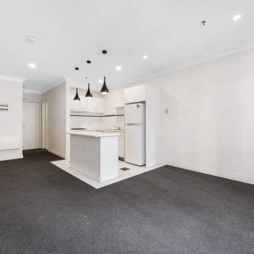 Boutique block in the heart of Melbourne - Photo 1