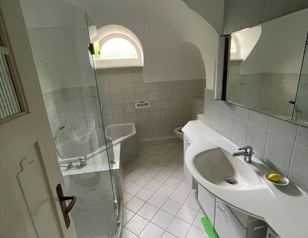 Mehrere Zimmer in 5-Raum-WG, Stadtzentrum, 5min zur Universität - teilmöbliert, befristet 1 Jahr, 390€ Gesamtmiete - Foto 1