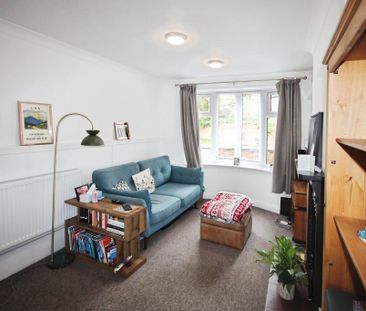 2 bedroom terraced house to rent - Photo 1