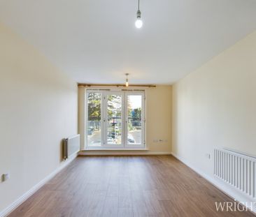 2 bedroom Flat - Parkhouse Court, Hatfield - Photo 3