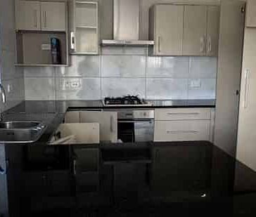 Charming 3BR Home in Clover Park! - Photo 2