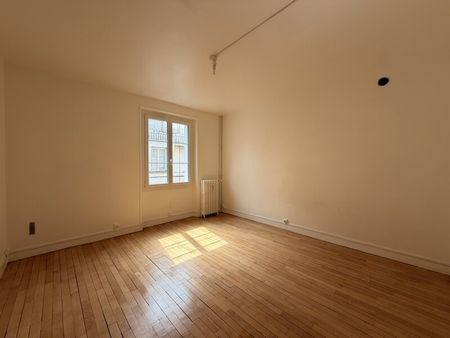Location Appartement 3 pièces 62m² ORLEANS 45000 - Photo 4