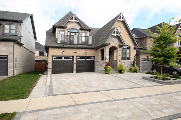 For Lease - 43 Leaden Hall Drive Unit# Bsmt, East Gwillimbury, Ontario - Photo 1