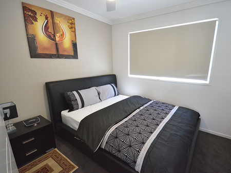 Unit ARCHIVE-9, 11 Side Street, West Gladstone, QLD - Photo 3