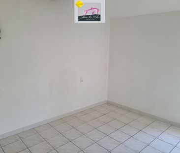 Location Appartement 2 pièces 38m² LEZIGNAN CORBIERES 11200 - Photo 1