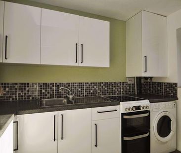 2 bedroom duplex to rent - Photo 2