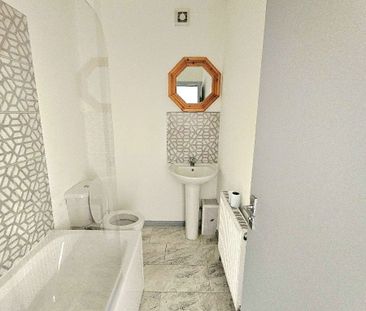 Hyde Road, Gorton, Manchester, M18 - Photo 6