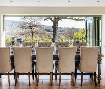 6 bedroom detached house to rent - Photo 3