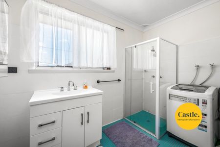 Private 1st floor Unit - Photo 3
