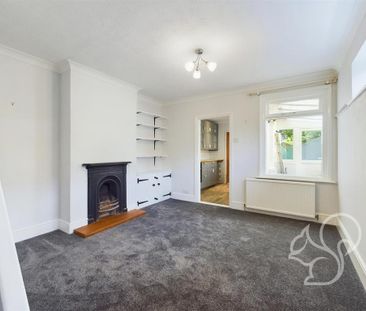 2 bedroom end of terrace house to rent - Photo 2