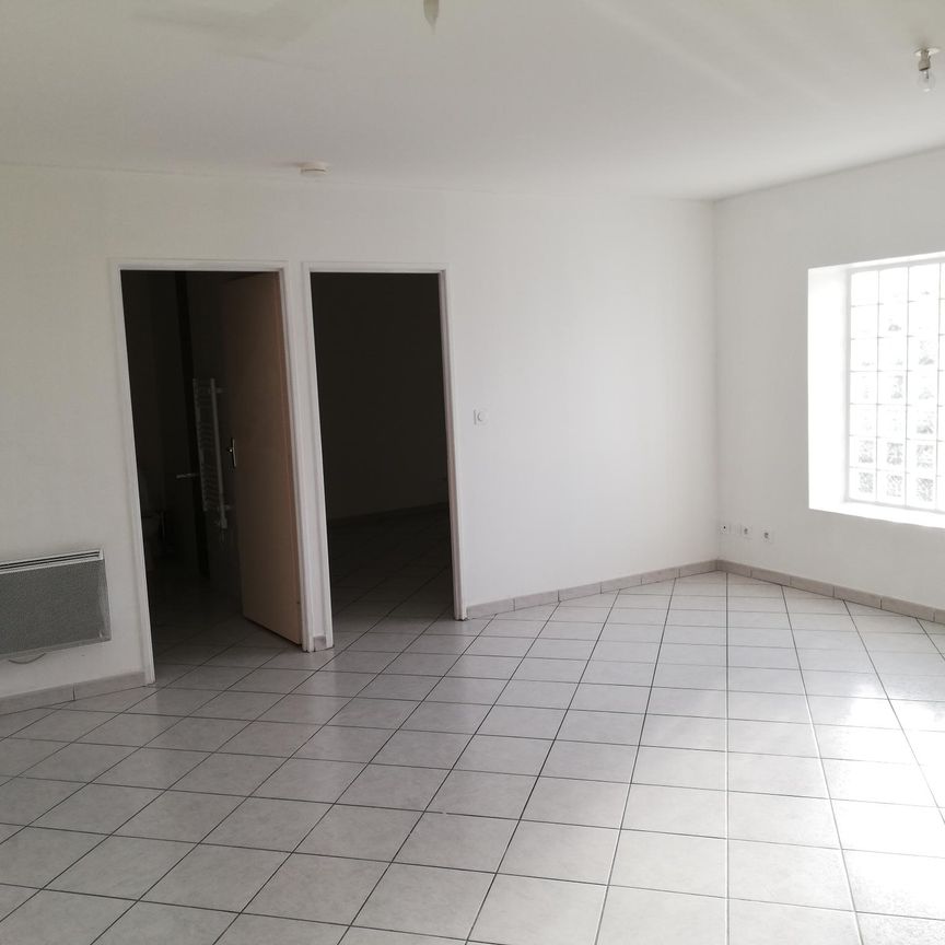 Appartement T2 VILLEFONTAINE - Photo 1