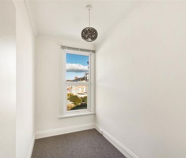 4 bedroom terraced house to rent - Photo 6