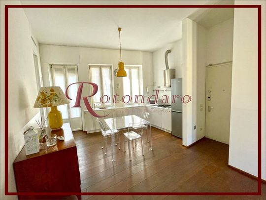 Affitto Residenziale - Milano Centro Storico - Piazza Sant'Ambrogio - Photo 1