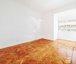 Apartment Renovated in a central area 2 bedrooms for rent Sintra - ... - Photo 4