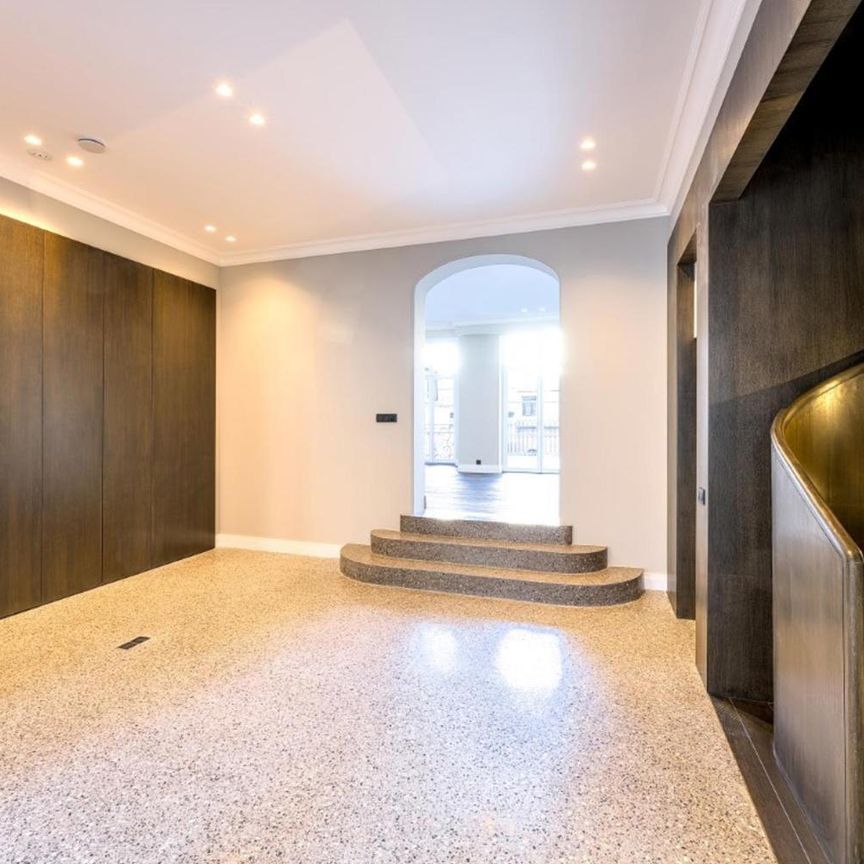 Square du Bois : Luxueuse Maison 6ch - 5sdb - Photo 1
