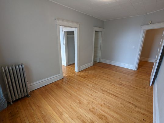 Moxam Court Apartments - Photo 1