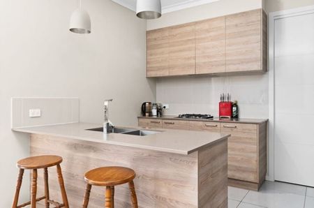 2/14 Yarrow Cl Middle Ridge - Photo 4