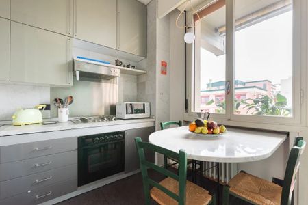 Via del Ponte alle Mosse, Florence, Tuscany 50144 - Photo 4