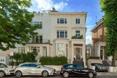 3 bedroom flat in Belsize Park - Photo 5